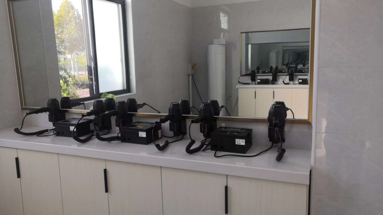 1747987786169153.jpg mmexport1699349341846.jpg